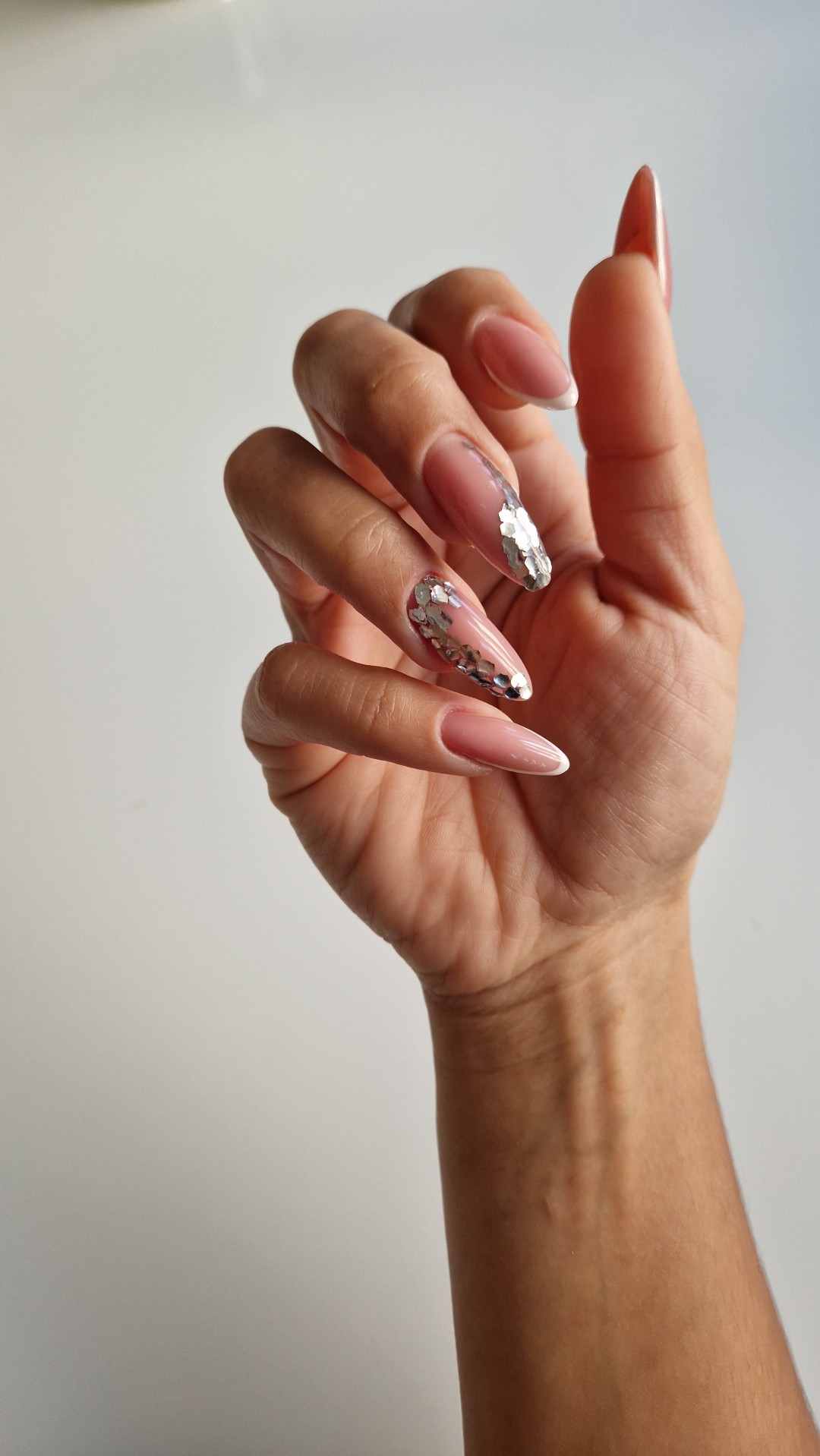 Beauty Concept Jenny - Sv. Klara #zagreb Nadogradnja noktiju Ugradnja noktiju gelom na šablone - M dužina