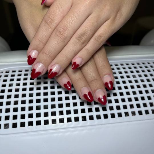 Glow Differently #zagreb Nadogradnja noktiju Ugradnja noktiju - S dužina