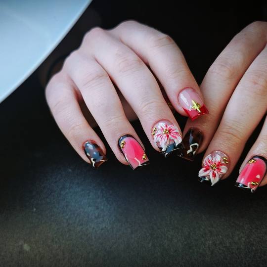 TINA NAIL ART STUDIO #velika-gorica Nadogradnja noktiju Ugradnja noktiju - M dužina Ugradnja sa dua