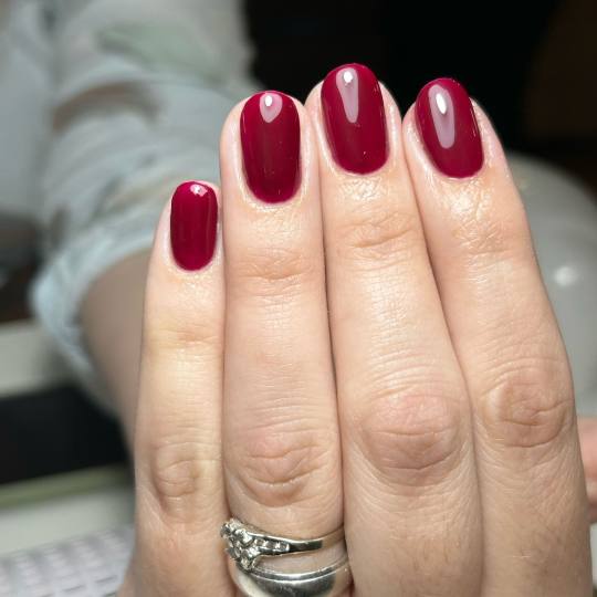 Glow Differently #zagreb Manikura Manikura + trajni lak