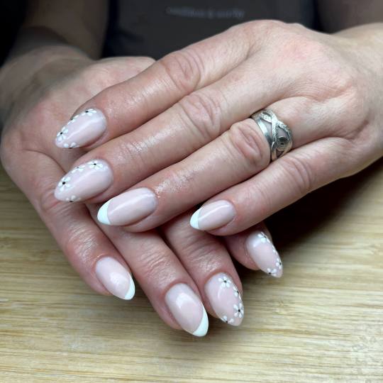 Minie #zapresic Korekcija noktiju Korekcija / nadopuna noktiju