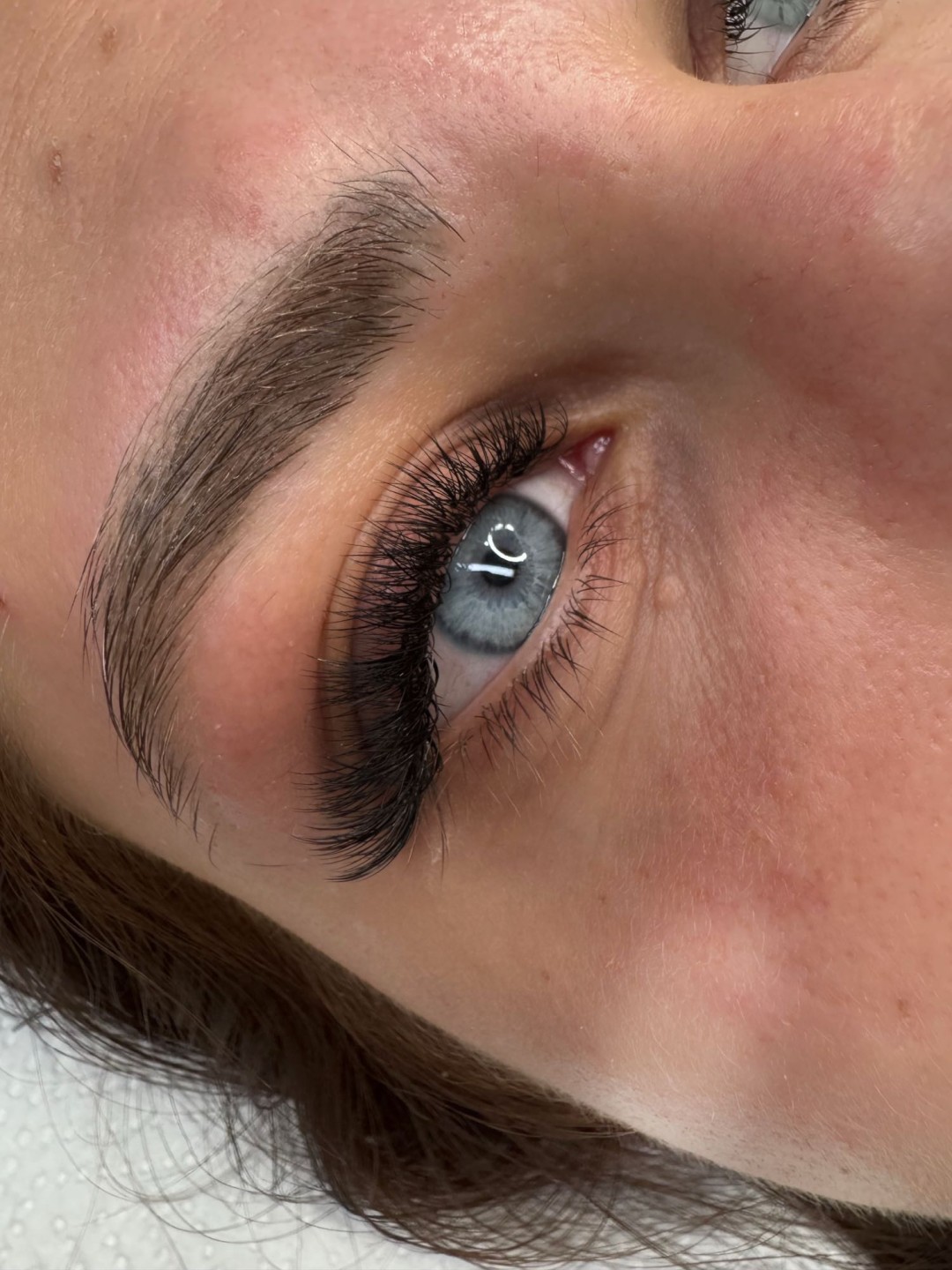 Ugradnja volumenskih trepavica - MOELL beauty, Zagreb Nadogradnja trepavica Lice Nadogradnja trepavica, Zagreb, Peščenica – Žitnjak