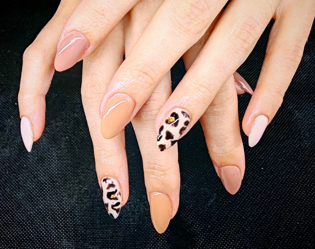 Beautique Nina #zagreb Nadogradnja noktiju Ugradnja noktiju S dužina