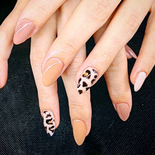 Beautique Nina #zagreb Nadogradnja noktiju Ugradnja noktiju S dužina