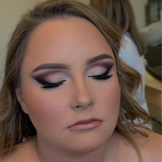 Anny_ni #zagreb Make-up / šminkanje Profesionalno šminkanje - dnevni / noćni make up