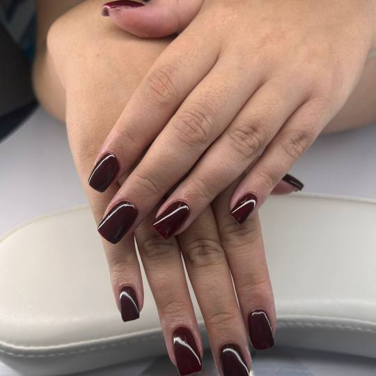 Beauty Box Studio #osijek Korekcija noktiju Nadopuna noktiju - M dužina