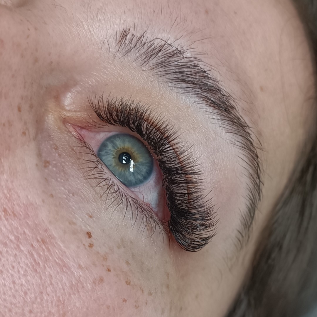 Nadopuna trepavica - volumen - Ivy's Beauty Studio & Academy, Zagreb Trepavice Lice Trepavice, Zagreb, Stenjevec