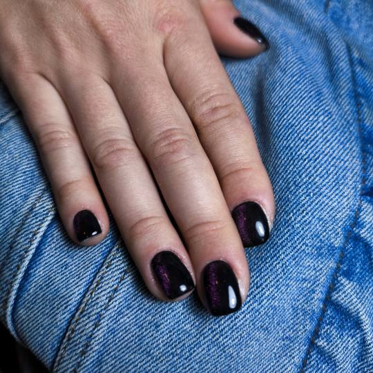 Beauty studio Maja #zagreb Gel lak Ojačani trajni lak - ruke s veličina