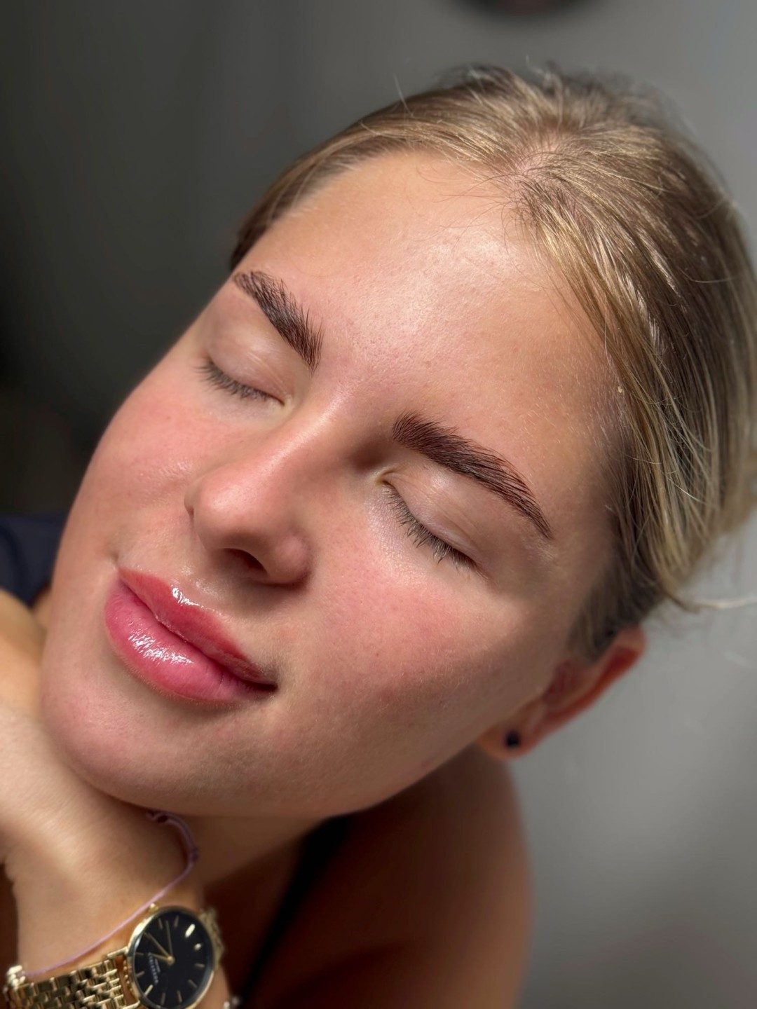Brow lift + 3D filler - MOELL beauty, Zagreb Obrve Lice Obrve, Zagreb, Peščenica – Žitnjak