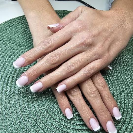 House of Beauty #zagreb Gel lak Gradivni trajni lak i BIAB