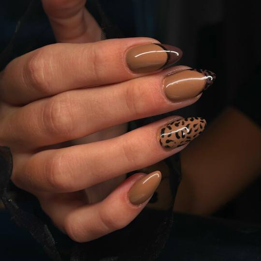 Femme Fatale #zagreb Korekcija noktiju Korekcija noktiju - M dužina