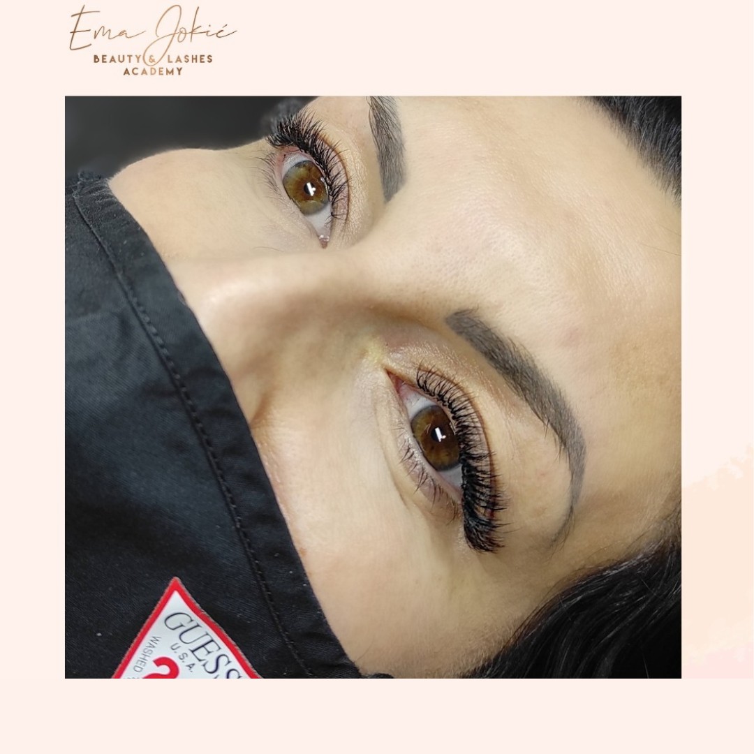 Ema Jokić Beauty & Lashes Academy #zagreb Trepavice Ugradnja trepavica