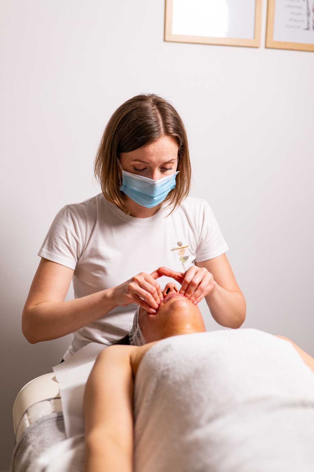 In Statera #zagreb Masaža lica Deep lifting masaža lica + tretman radiofrekvencijom