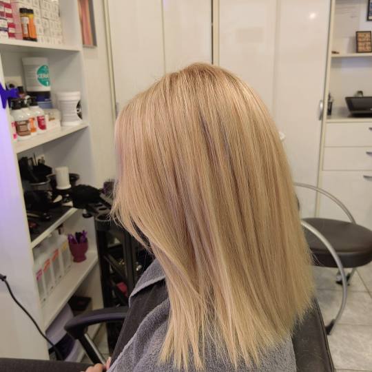 Wikleraj & Frajeraj #zagreb Pramenovi Pramenovi na foliju - duga kosa