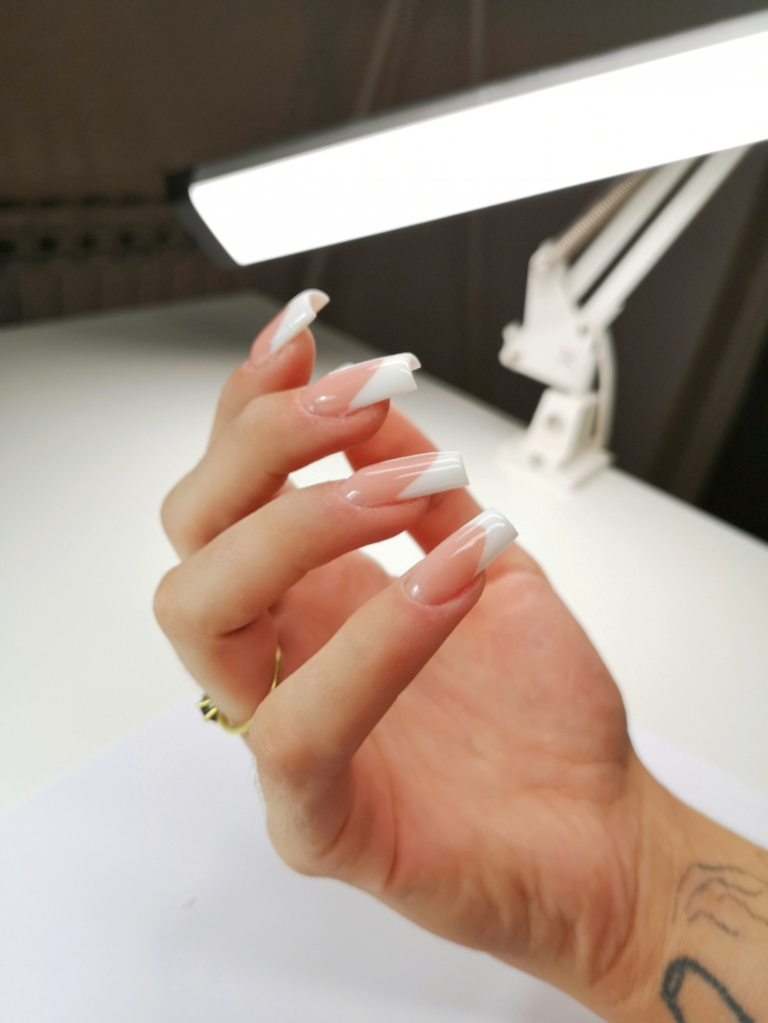 Ambient Team Studio #zagreb Izlivanje noktiju Ugradnja noktiju