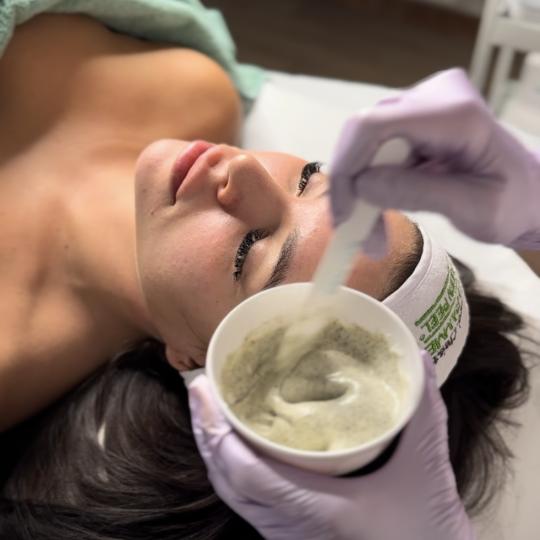 Beauty Box - Zagreb #zagreb Tretman lica Green peel tretman - energy