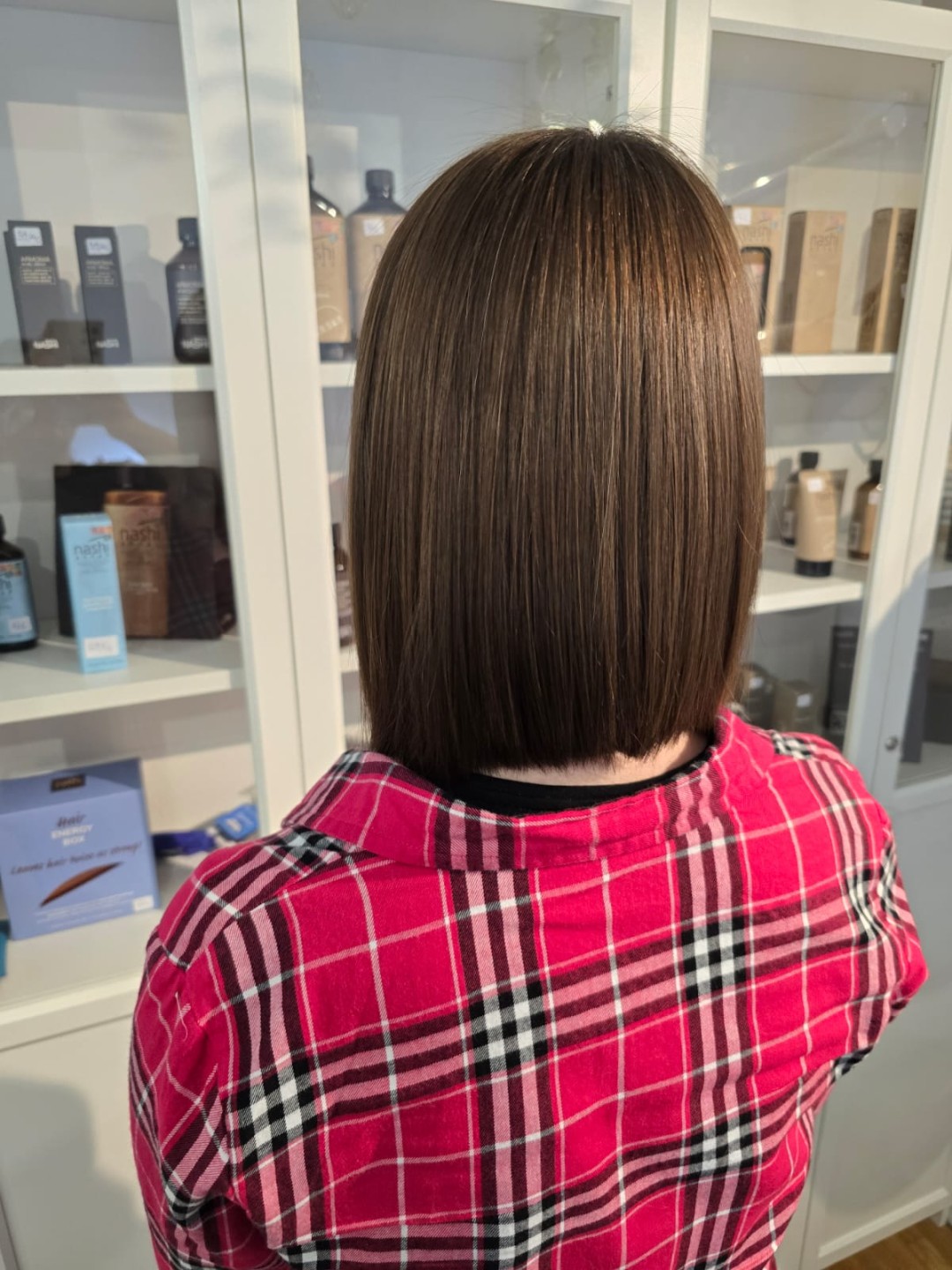 Glow Differently #zagreb Keratinski tretmani Keratinsko ravnanje kose - kosa srednje dužine