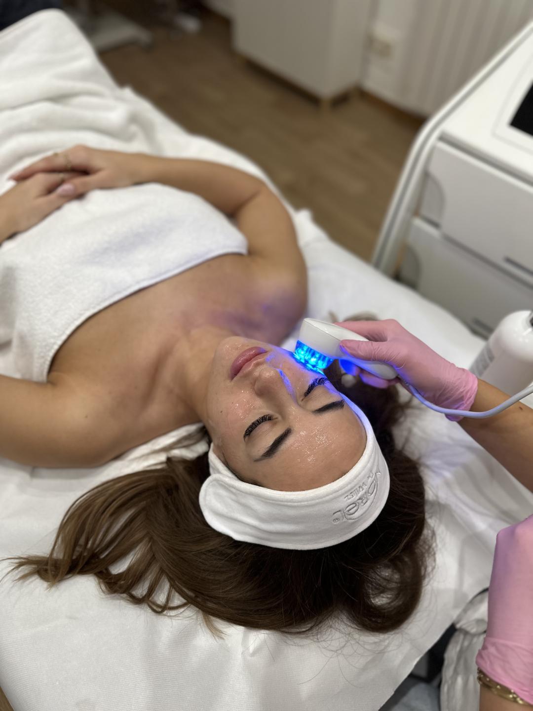 Beauty Box - Zagreb #zagreb Tretman lica Ultrazvučna terapija lica za zatezanje kože