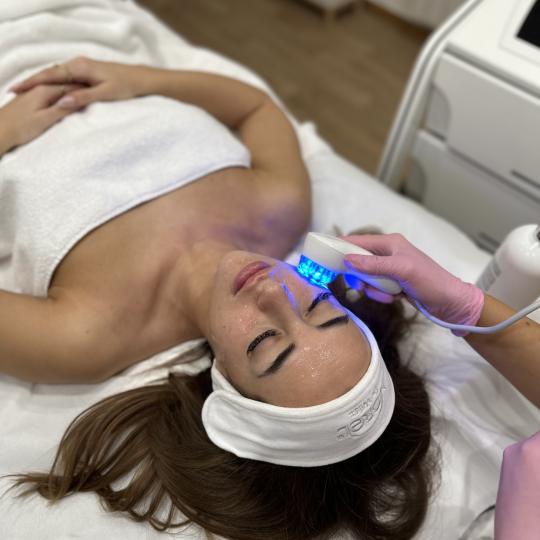 Beauty Box - Zagreb #zagreb Tretman lica Ultrazvučna terapija lica za zatezanje kože