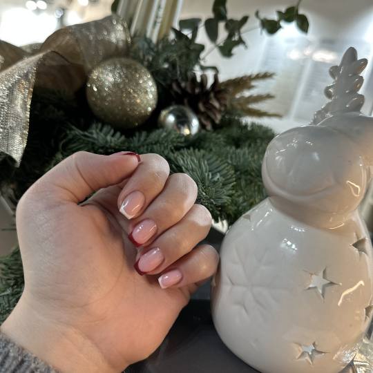 Beauty Box #zagreb Gel lak Gel lak - ruke