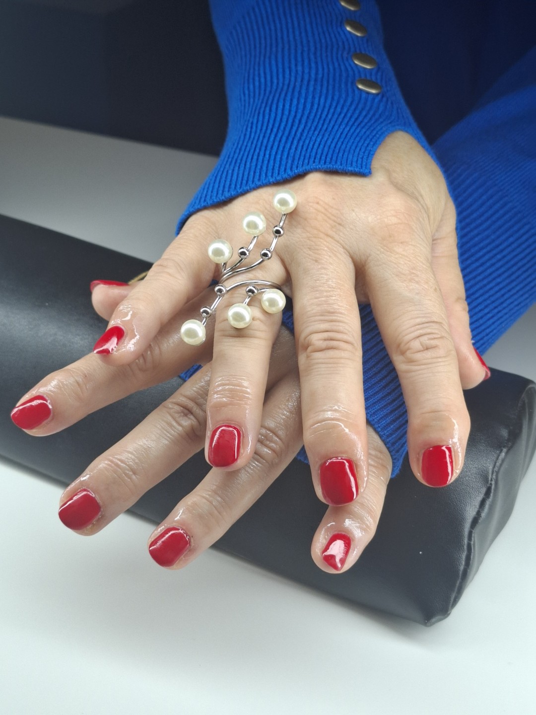 MM Beauty Studio #zagreb Air brush potamnjivanje kože Manikura + lakiranje