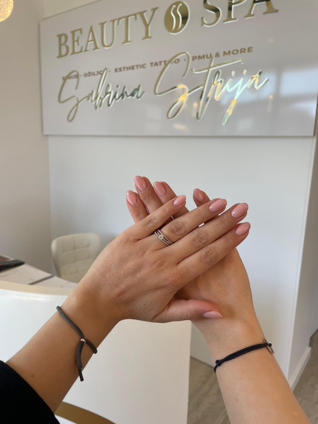 SABRINA STRIJA BEAUTY & SPA #zagreb Manikura Manikura + trajni lak