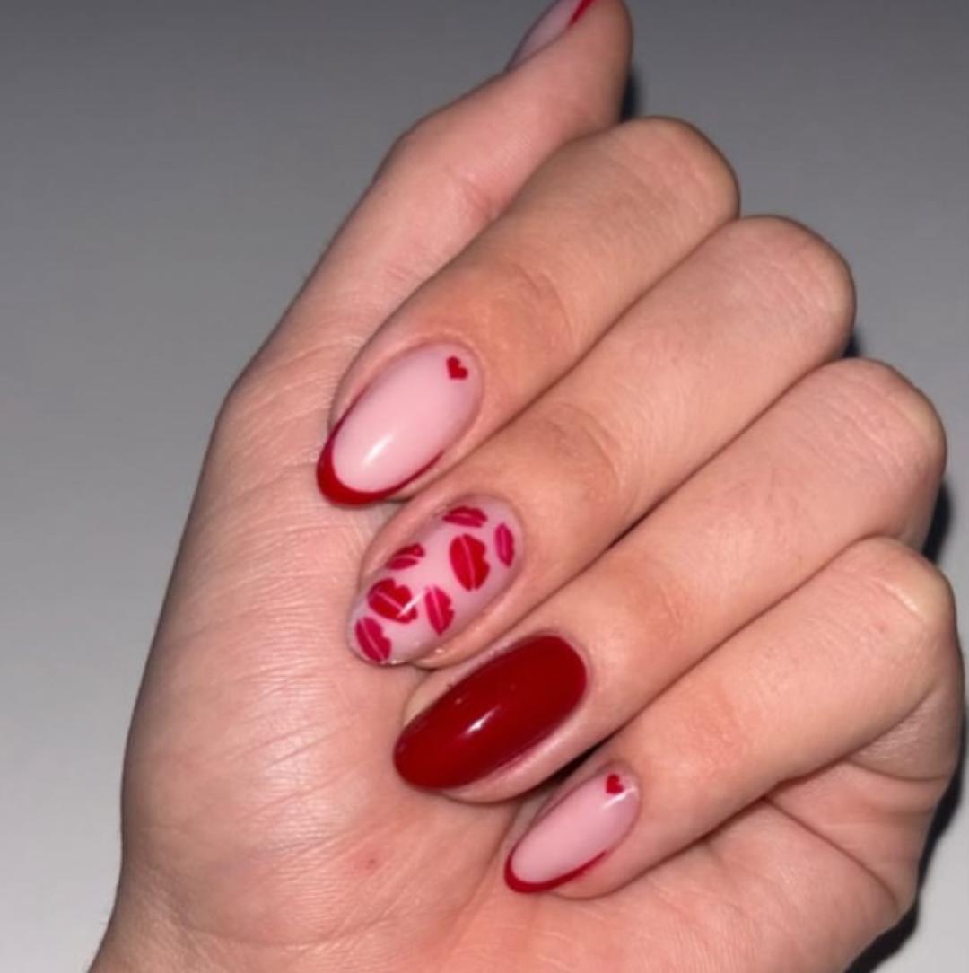 Gaby Connect #zagreb Nadogradnja noktiju Ugradnja noktiju gelom - S dužina