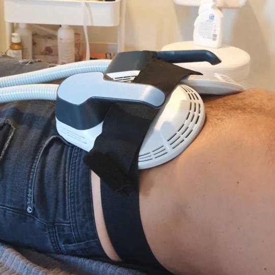 SOLO Beauty Centar #zagreb Tretmani tijela EMSZero 4 aplikatora -2 zone - 30 minuta EMS tretman kroz