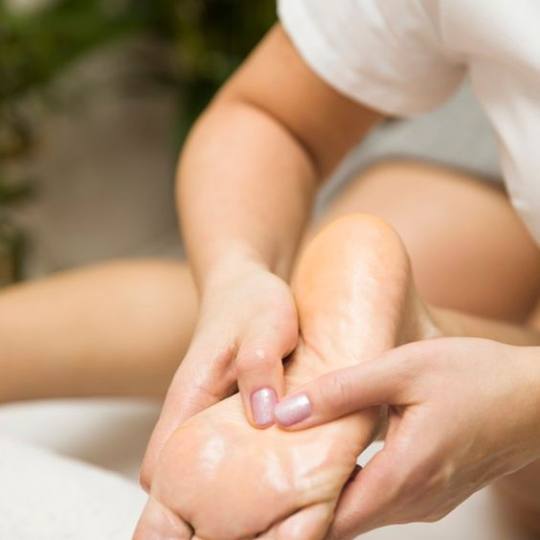 Nails & Beauty Studio #zagreb Refleksologija stopala  Refleksologija stopala