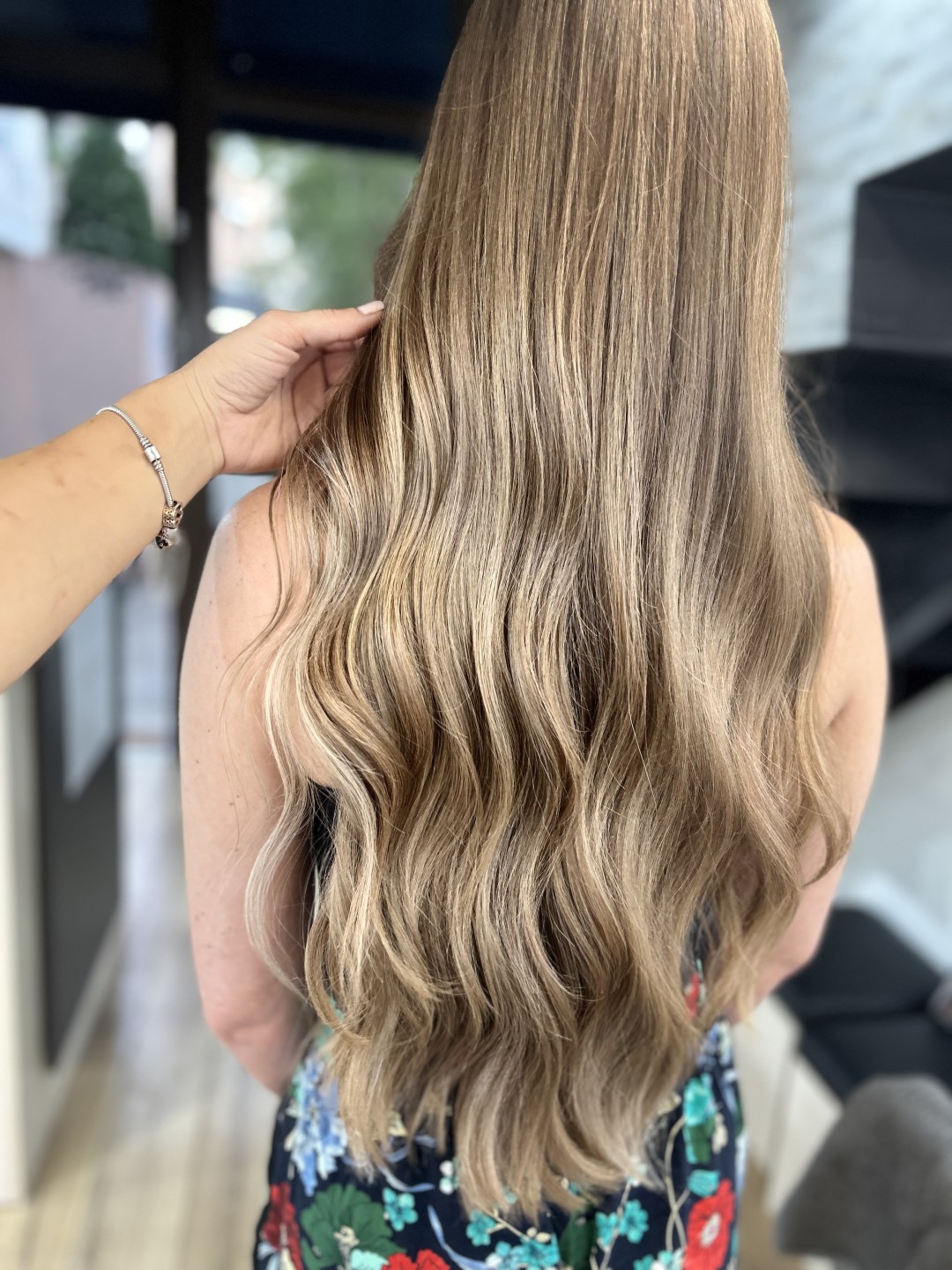 Beauty Box #zagreb Bojanje kose Balayage + toniranje + šišanje + njega kose + fen frizura - kosa srednje dužine