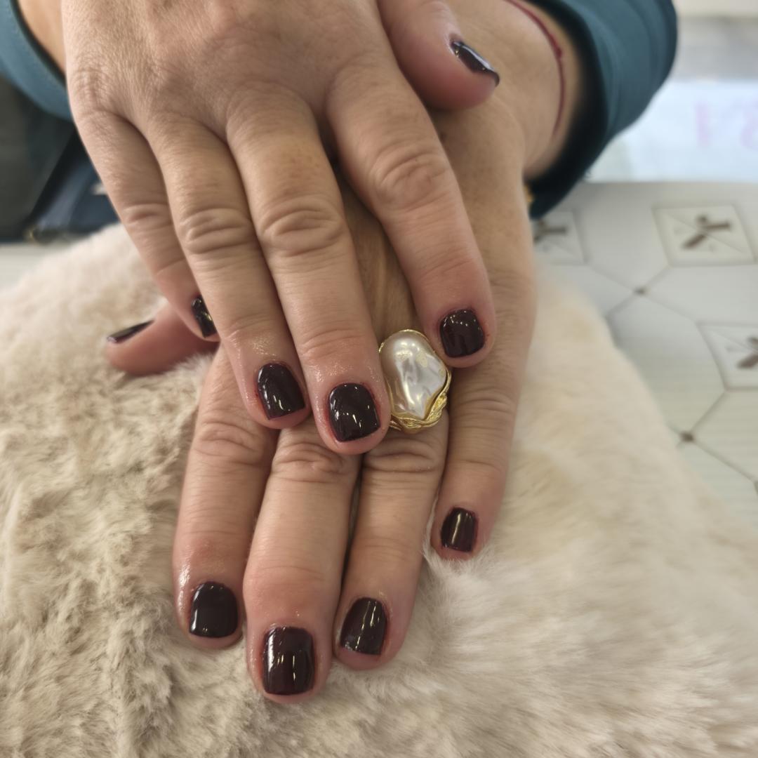 Aura - Zagreb #zagreb Manikura Trajni lak + manikura