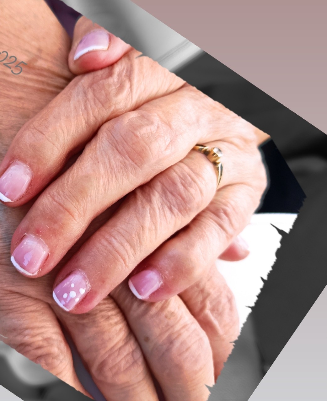 Charbel beauty #zadar Manikura Manikura + trajni lak za dame