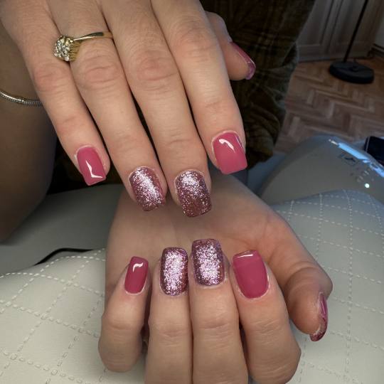 Stellaria beauty studio #velika-gorica Izlivanje noktiju Ugradnja noktiju - S dužina