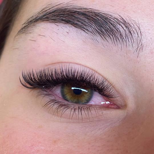 Livi Beauty #zagreb Nadogradnja trepavica Nadopuna volumenskih trepavica