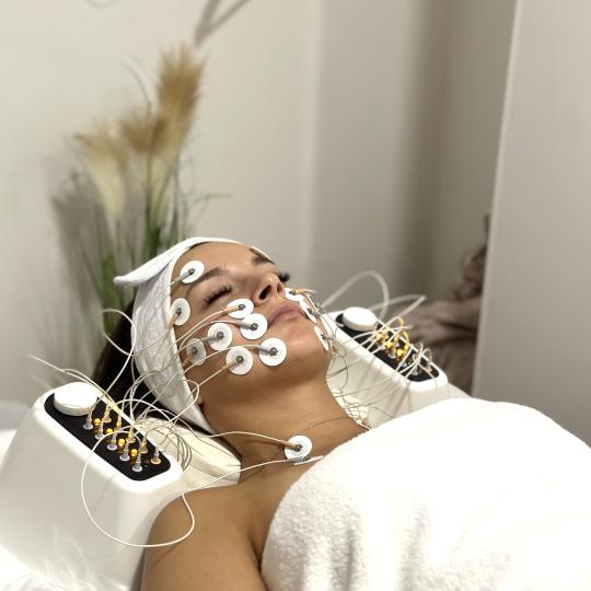 Beauty Box - Zagreb #zagreb Tretman lica Ultratone dreamshaper - biostimulacija mišića lica