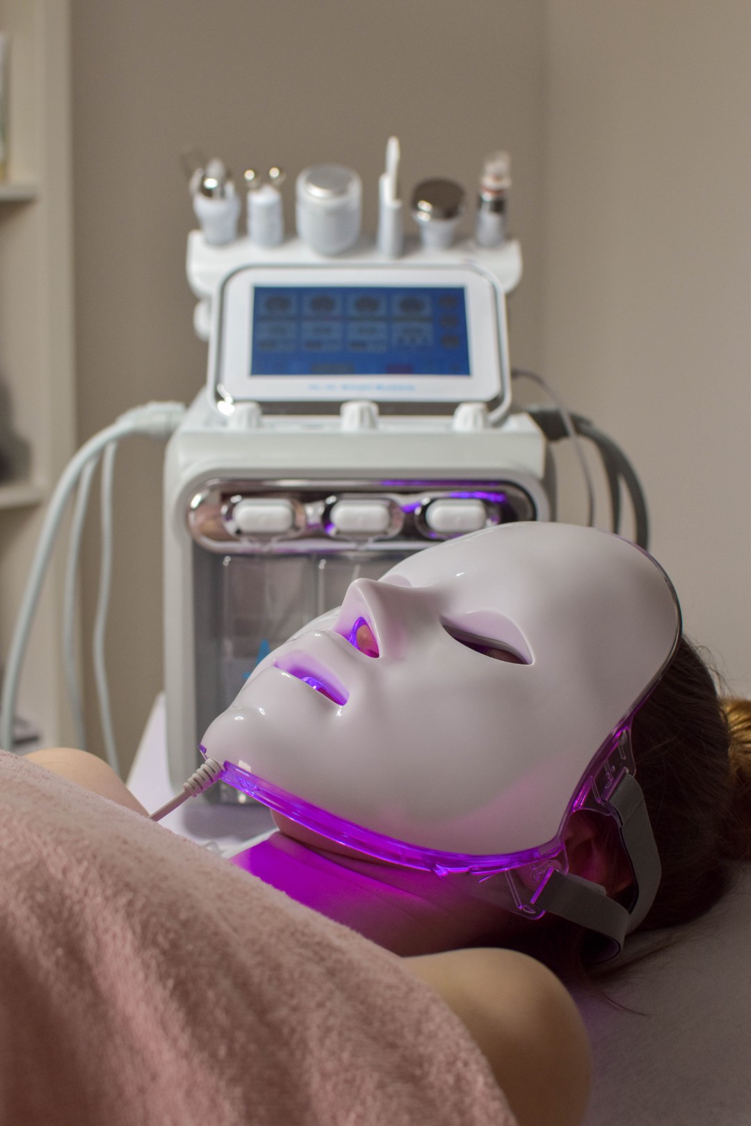 SOLO Beauty Centar #zagreb Tretman lica LED maska