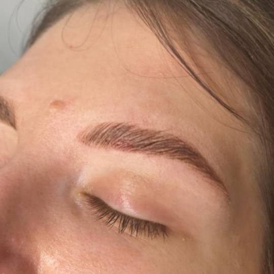 Lash and Brow studio #rogoznica Obrve Oblikovanje obrva + bojanje kanom
