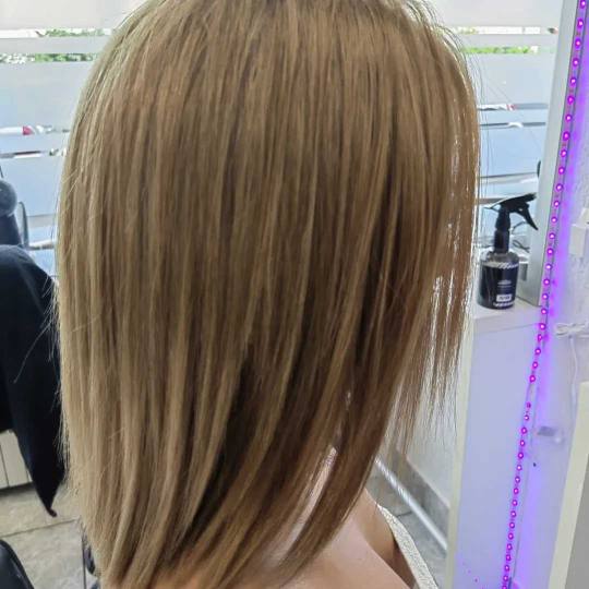 Wikleraj & Frajeraj #zagreb Bojanje kose Bojanje cijele dužine - poluduga kosa