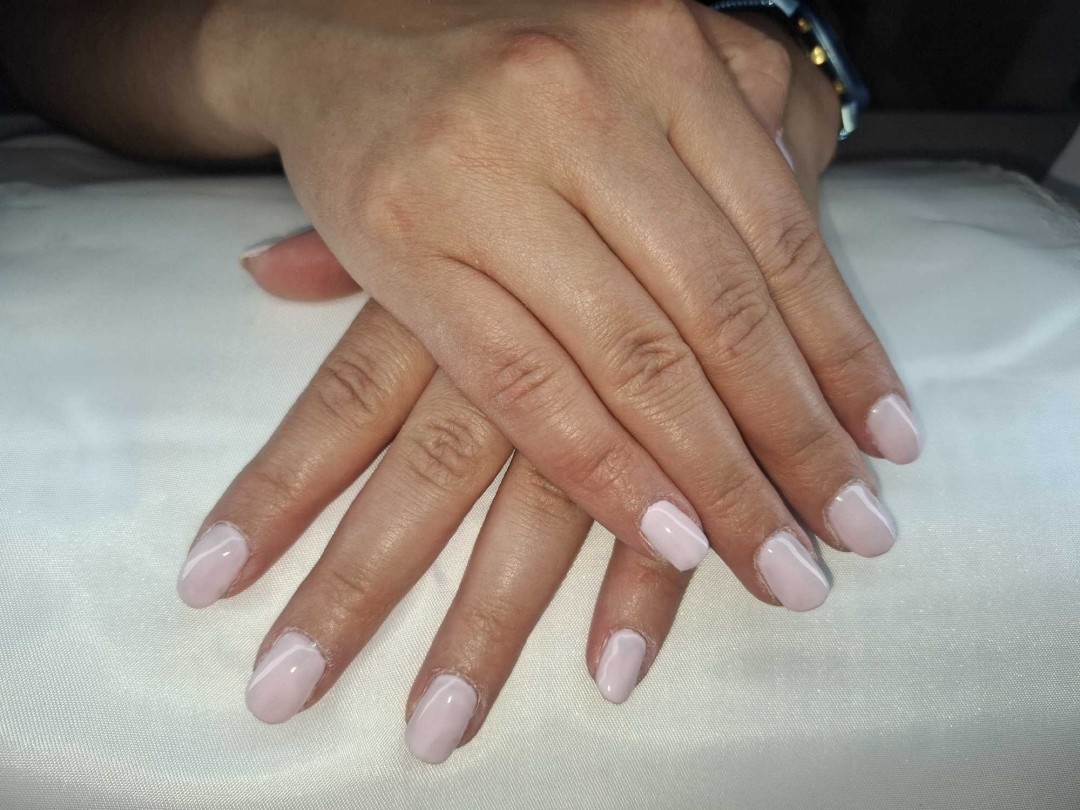 Shiny Nails #zagreb Manikura Manikura + trajni lak - prvi dolazak