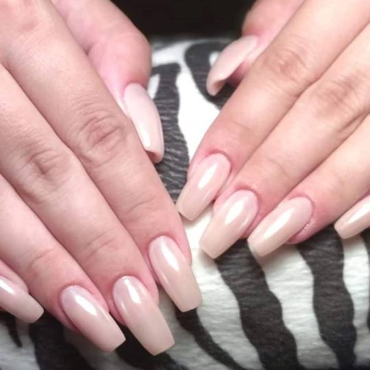 Boba Nail Bar #zagreb Nadogradnja noktiju Nadopuna noktiju - S / M dužina Gel nokti sa chomom ukra�