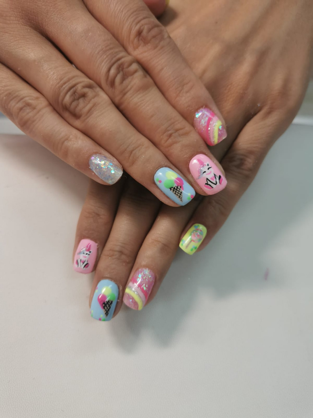 Melanis i Silueta studio za njegu lica i tijela #zagreb Gel lak Gel na prirodnim noktima