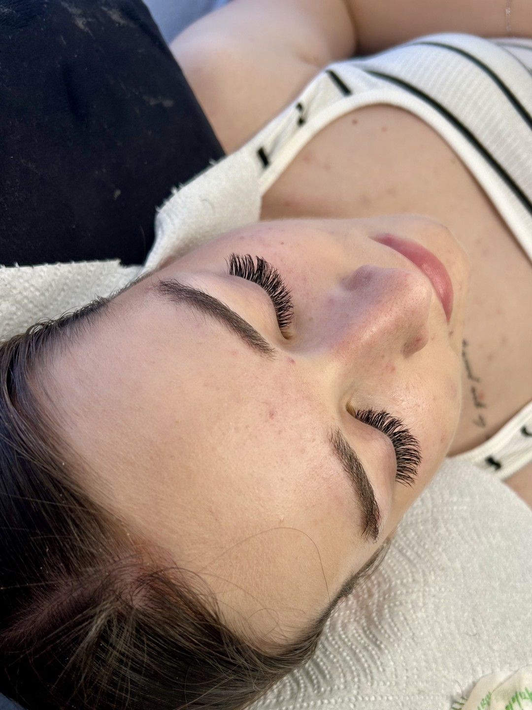 Studio Bellezza #velika-gorica Nadogradnja trepavica Ugradnja klasičnih trepavica