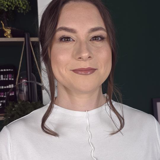 Daniva brow and beauty usluga