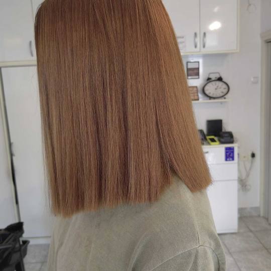 Wikleraj & Frajeraj #zagreb Bojanje kose Bojanje cijele dužine + žensko šišanje - poluduga kosa