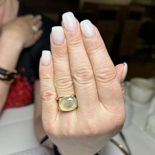 Glow Differently #zagreb Nadogradnja noktiju Ugradnja noktiju - S dužina