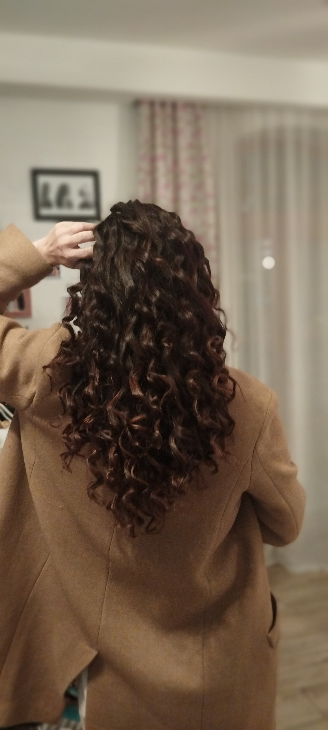 Valovi - ekstra duga kosa - Hairlookboutique, Zagreb Feniranje i stiliziranje Frizerski saloni Feniranje i stiliziranje, Zagreb, Novi Zagreb – zapad