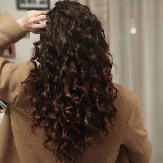 Hairlookboutique #zagreb Feniranje i stiliziranje Valovi - ekstra duga kosa