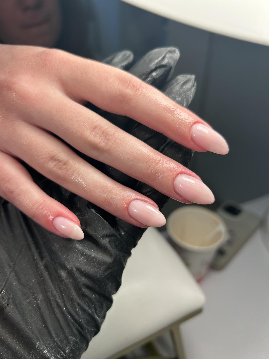 LoveGlam beauty studio #zagreb Izlivanje noktiju Nadopuna noktiju - M dužina