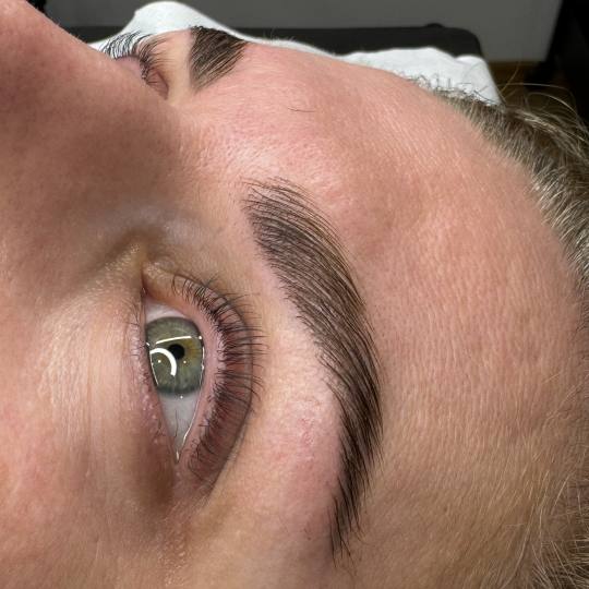 Vanja’s Beautique #zagreb Obrve Brow lift