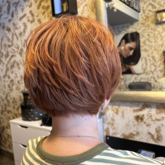 Frizerski salon M #zagreb Žensko šišanje Žensko šišanje - poluduga kosa